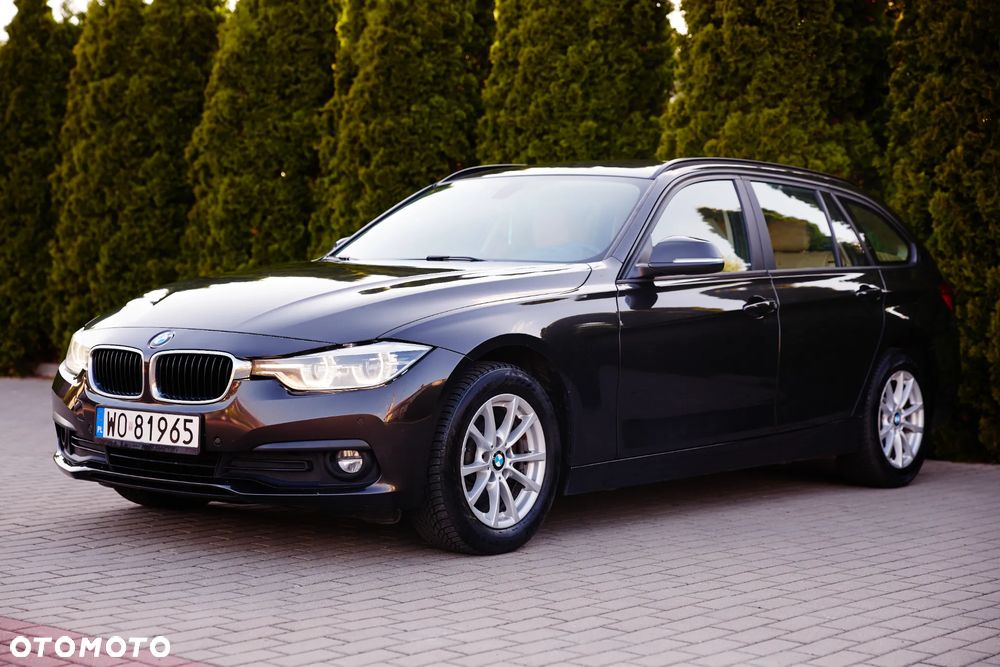 BMW Seria 3 318d Edition Luxury Line Purity - 13