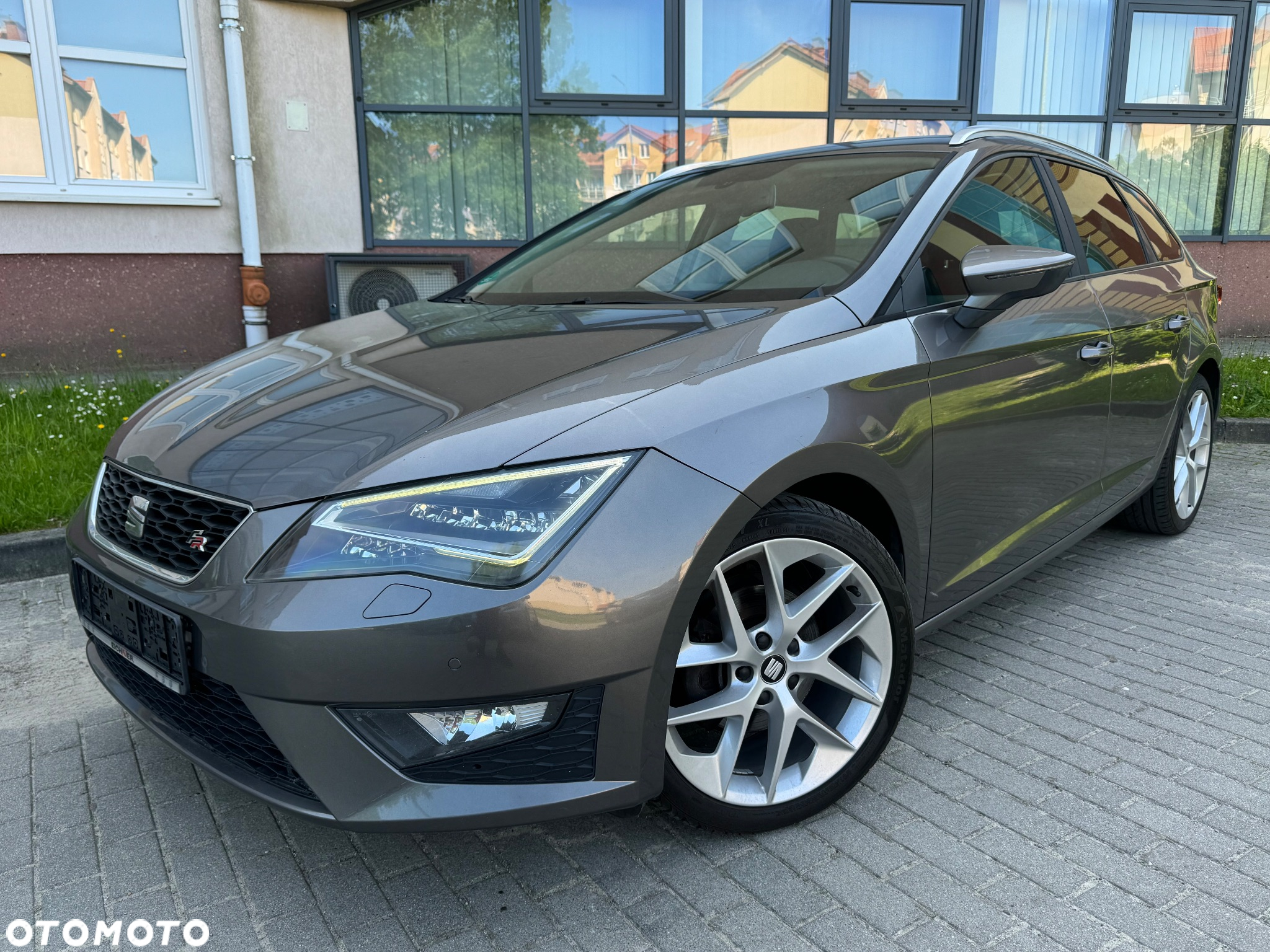 Seat Leon ST 1.4 TSI Start&Stop FR - 2