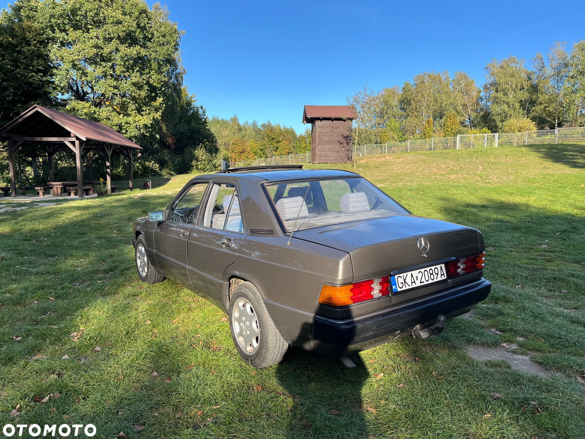 Mercedes-Benz W201 (190) - 5