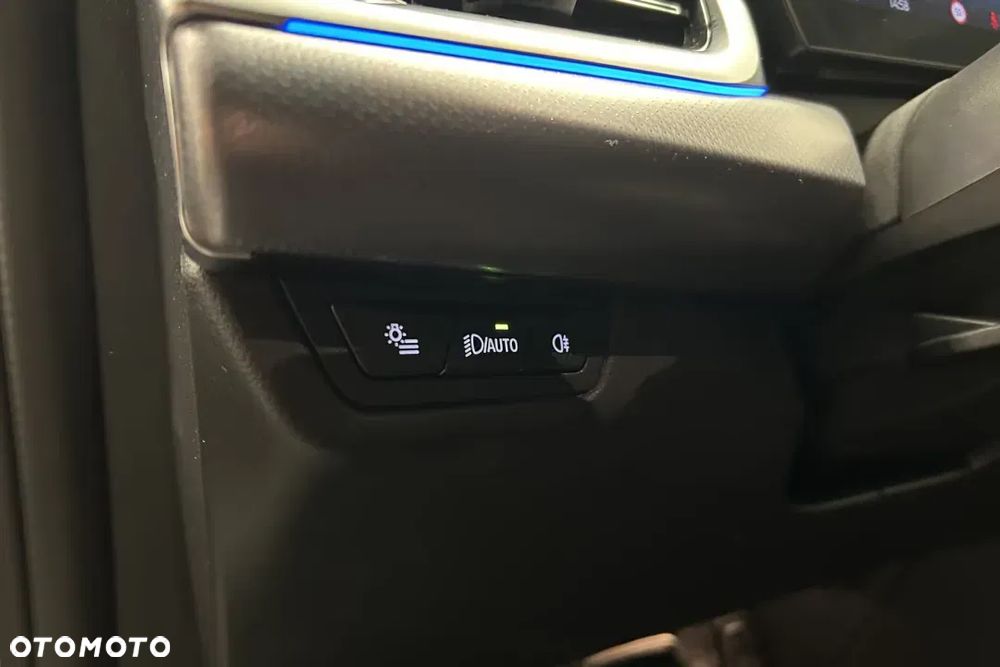 BMW iX2 eDrive20 66.5kWh M Sport - 27