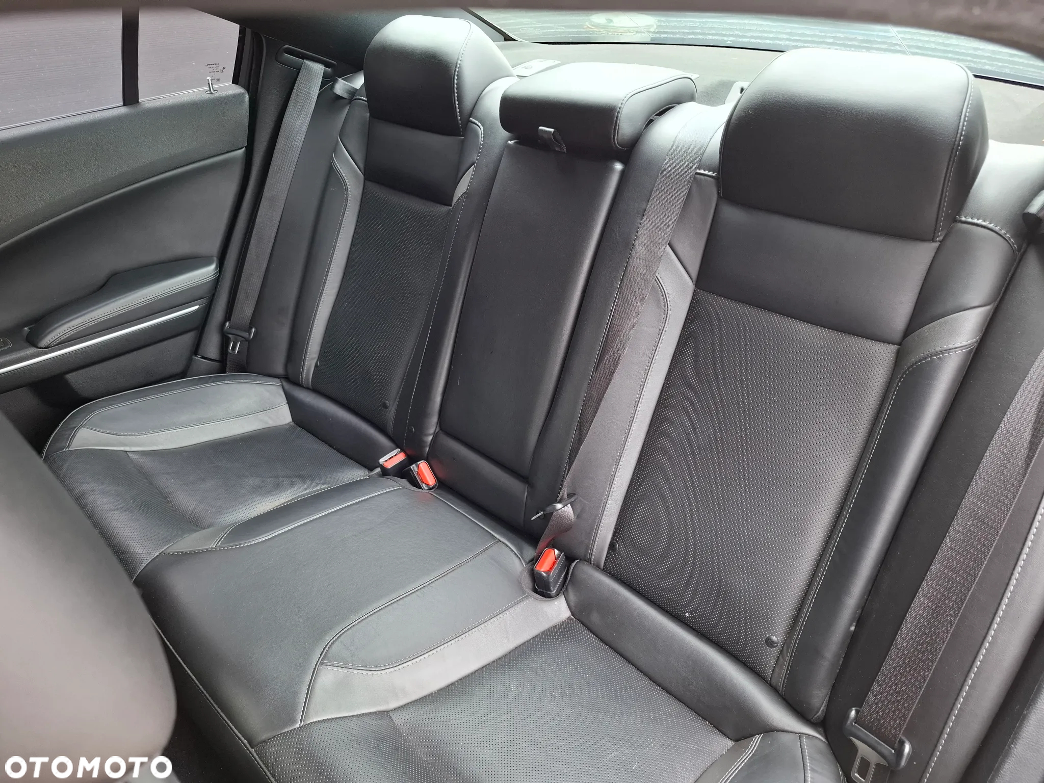 Dodge Charger 3.6 GT - 21