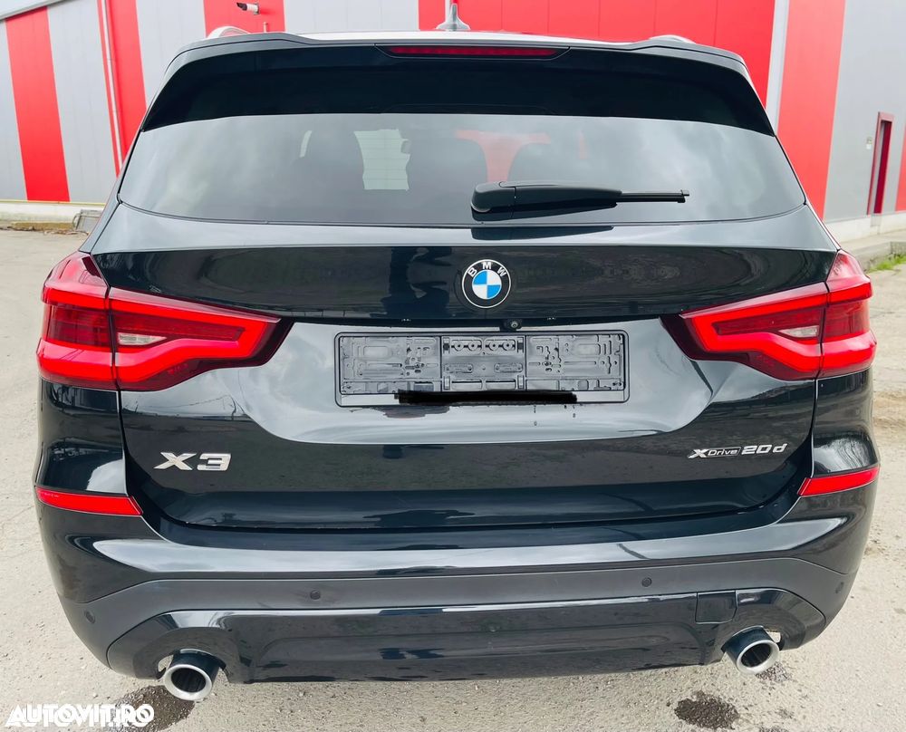 BMW X3 xDrive20d AT Luxury Line - 4