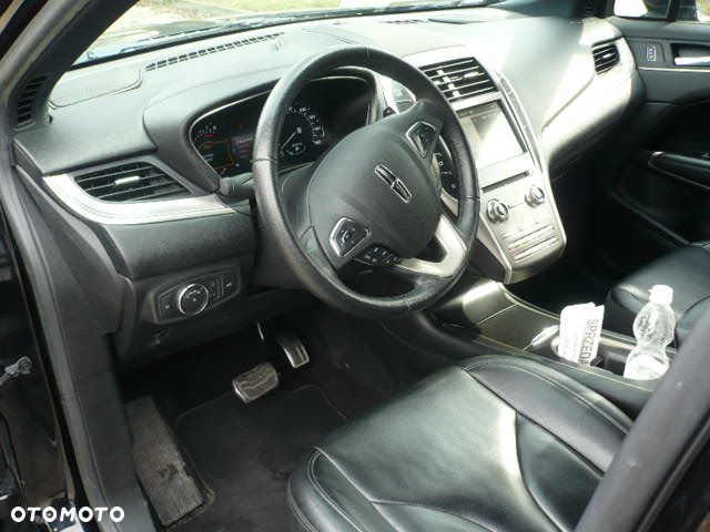 Lincoln MKC - 7