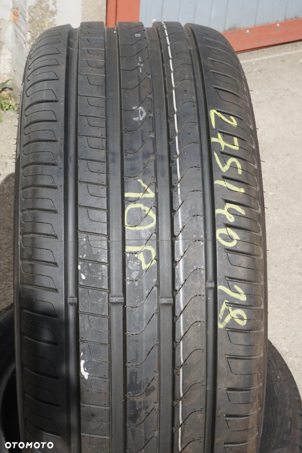 275 40 18 Pirelli cinturato rsc 19r