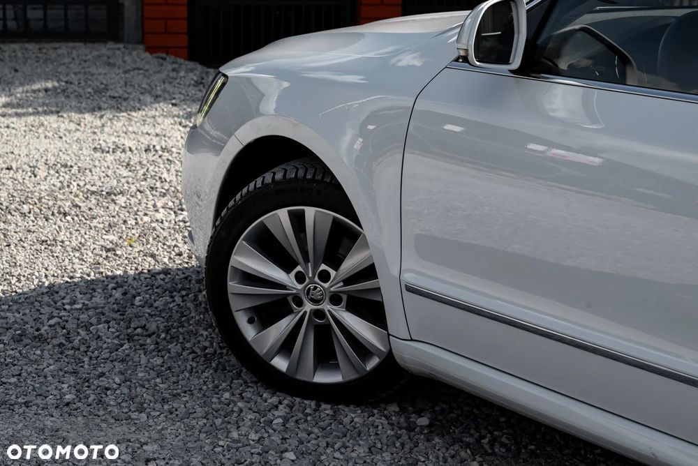 Skoda Superb 2.0 TDI Green tec 4x4 DSG Elegance - 16
