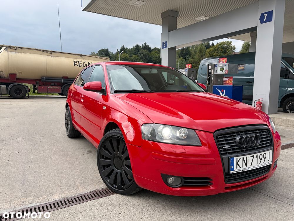 Audi A3 Sportback 2.0 TDI DPF Quattro Attraction - 4