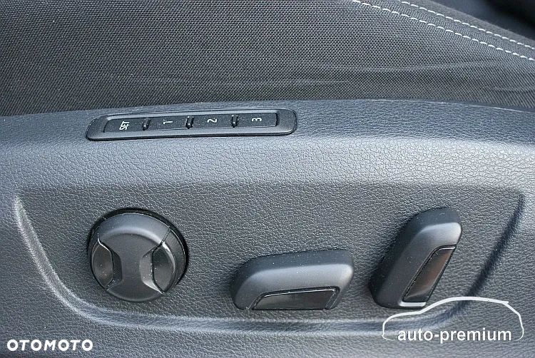 Skoda Superb 2.0 TDI SCR Ambition DSG - 25