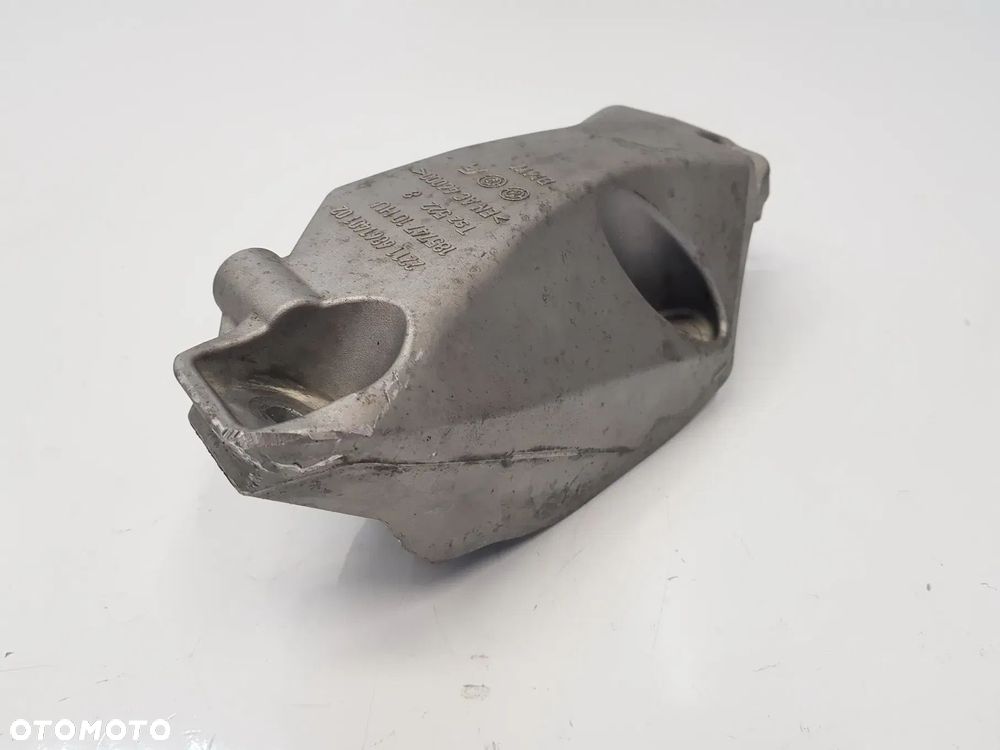 Łapa podpora wspornik mocowanie silnika BMW 6861401 F20 F21 F22 F23 F25 F26 F30 F31 F32 F33 F34 F36 - 5
