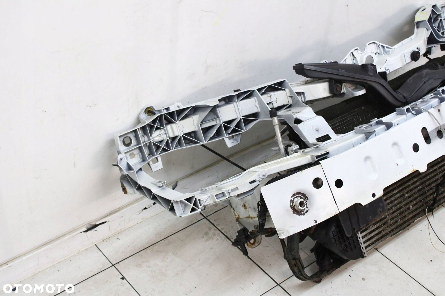 FORD FOCUS MK2 LIFT 2007R- 1.8 TDCI PAS PRZEDNI WZMOCNIENIE CHŁODNICE - 2