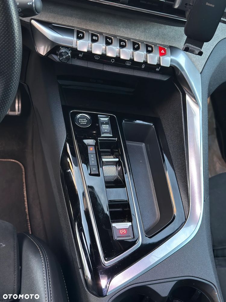 Peugeot 3008 1.5 BlueHDi GT S&S EAT8 - 18