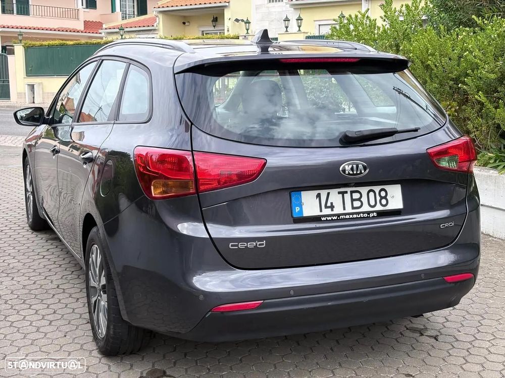 Kia Ceed 1.4 CRDi Nav Line - 23