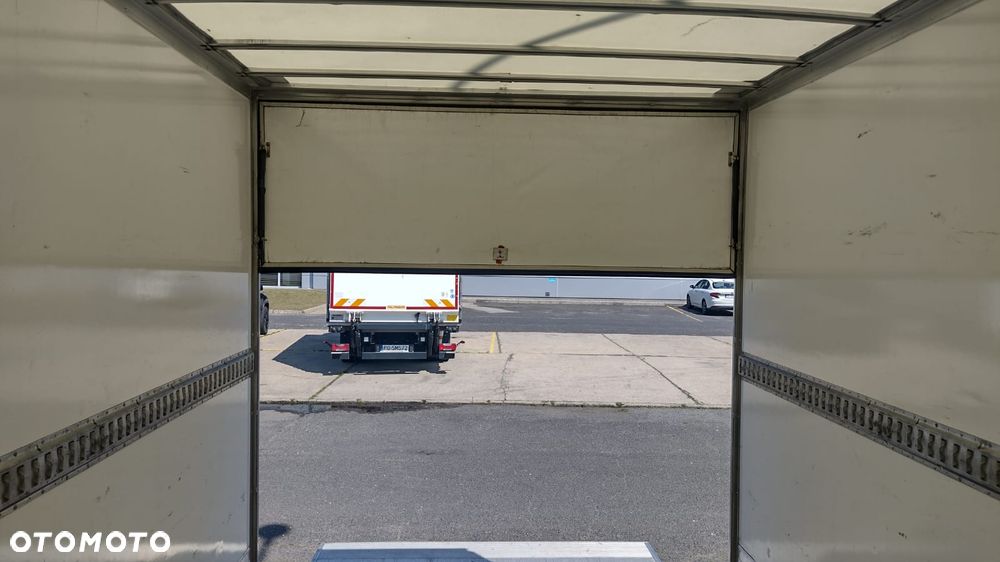 Iveco DAILY 35S18 3.0 180KM KONTENER WINDA 750kg 8EP - 7