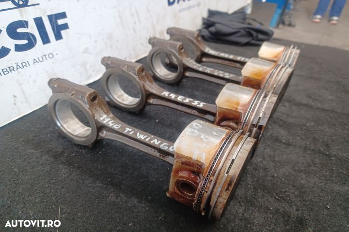 Piston motor D4F (772) 1.2B D4F (772) 1.2B Renault Twingo 2 [facelift - 4