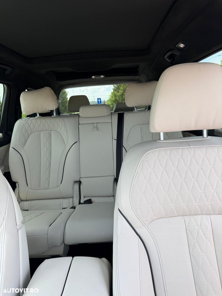 BMW X7 xDrive40d - 16