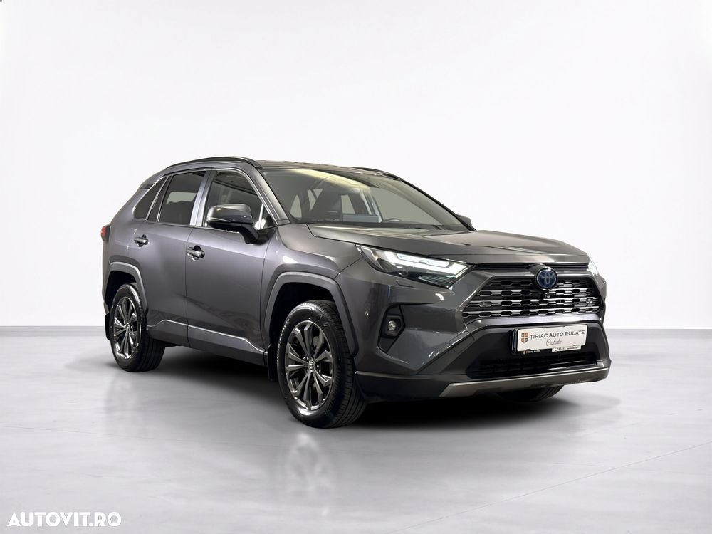 Toyota RAV4 - 8
