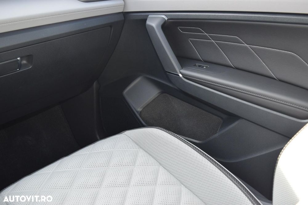 Volkswagen Tayron 2.0 TSI OPF 4MOTION DSG R-Line - 10
