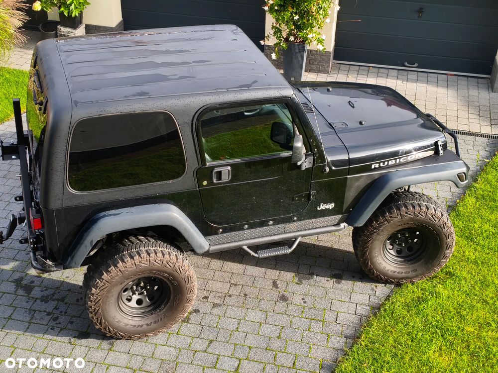 Jeep Wrangler - 12
