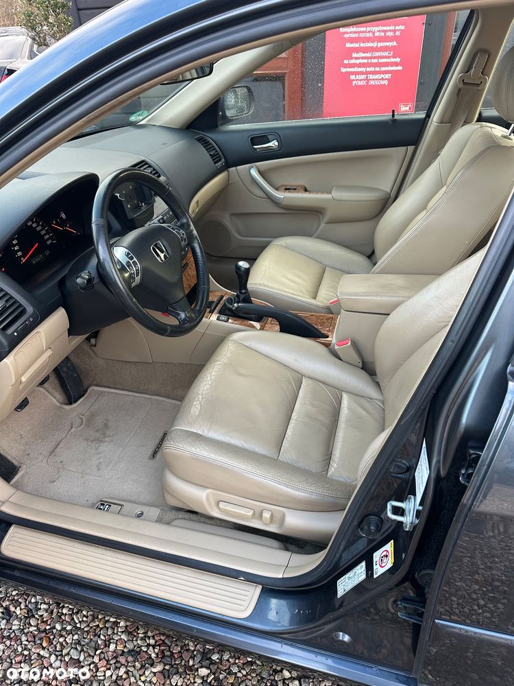 Honda Accord 2.0 i Executive - 18