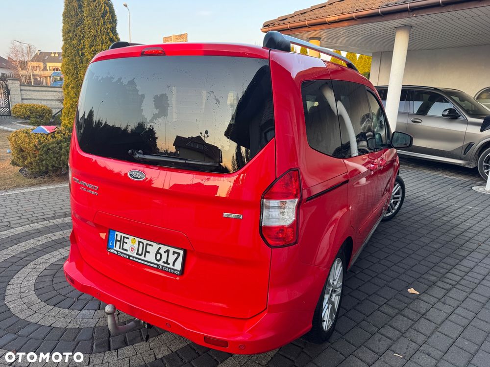 Ford Tourneo Courier 1.0 EcoBoost Titanium - 5