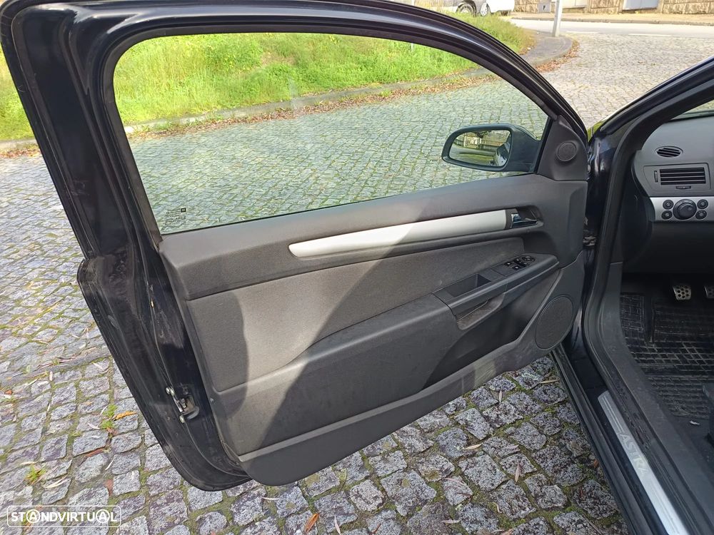 Opel Astra GTC 1.7 CDTI - 17