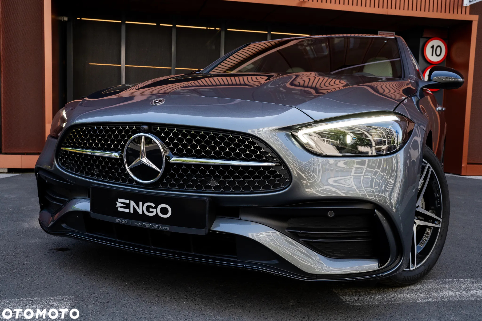 Mercedes-Benz Klasa C 200 mHEV 4-Matic AMG - 9