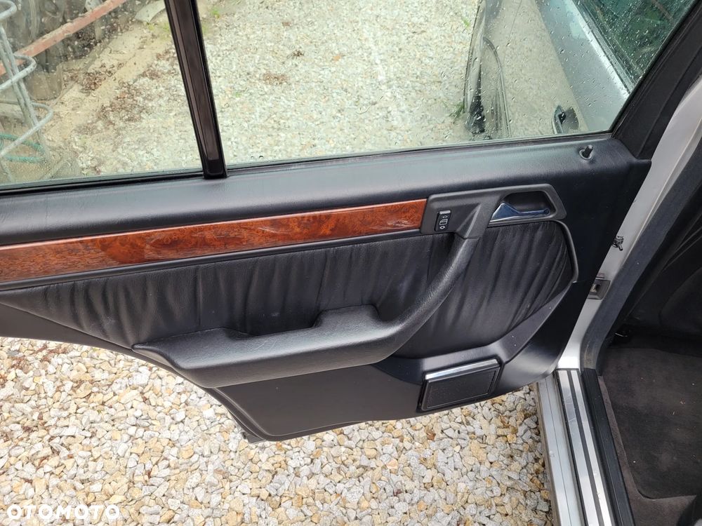 Mercedes-Benz Klasa E ver-500 - 13