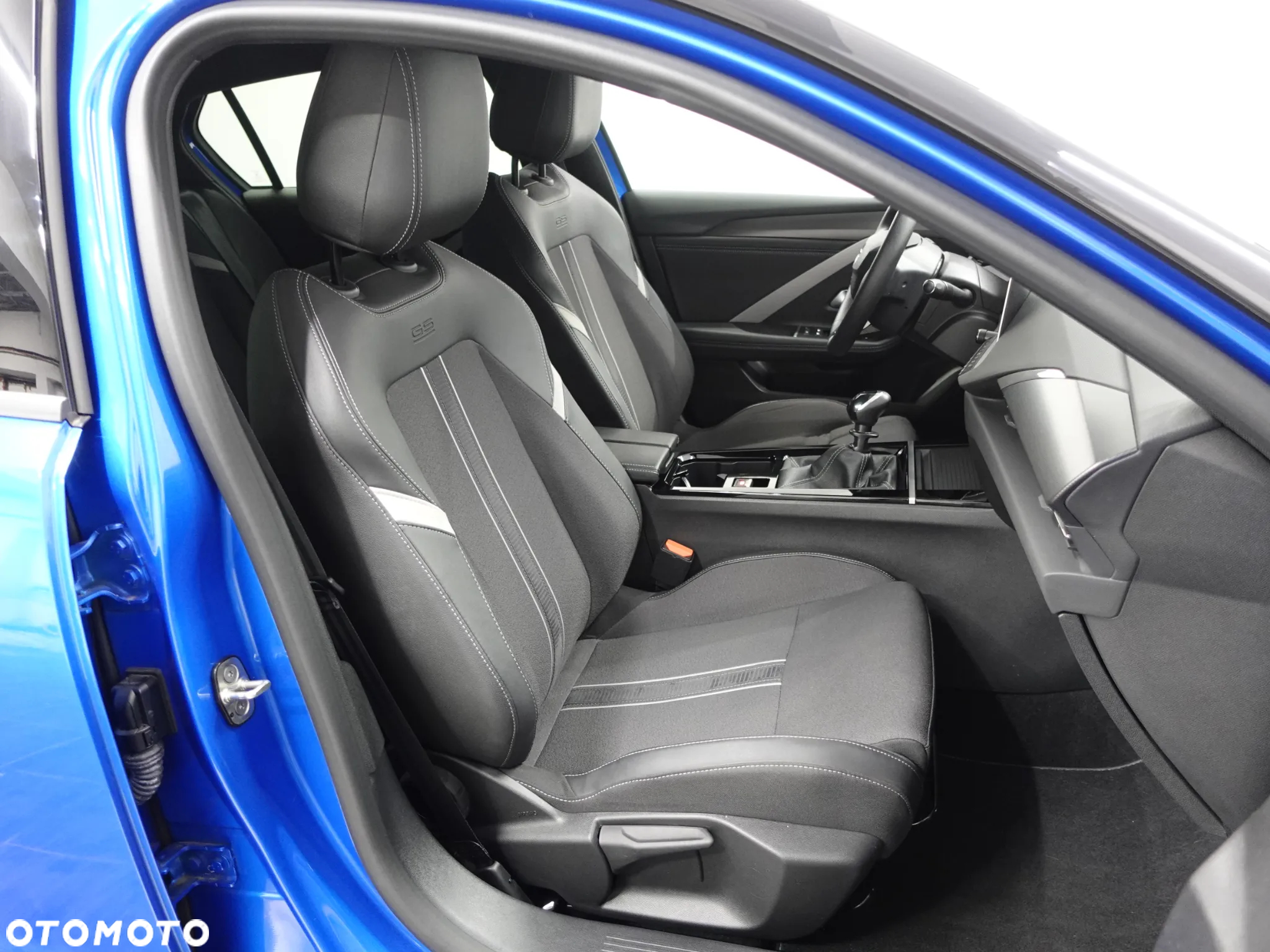 Opel Astra 1.2 Turbo GS Line - 26