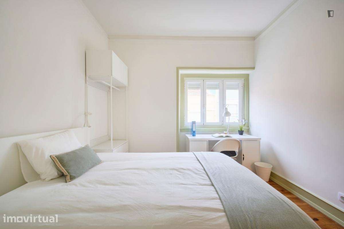 Quarto - localizado em Alcântara Lisbon - Grande imagem: 2/39