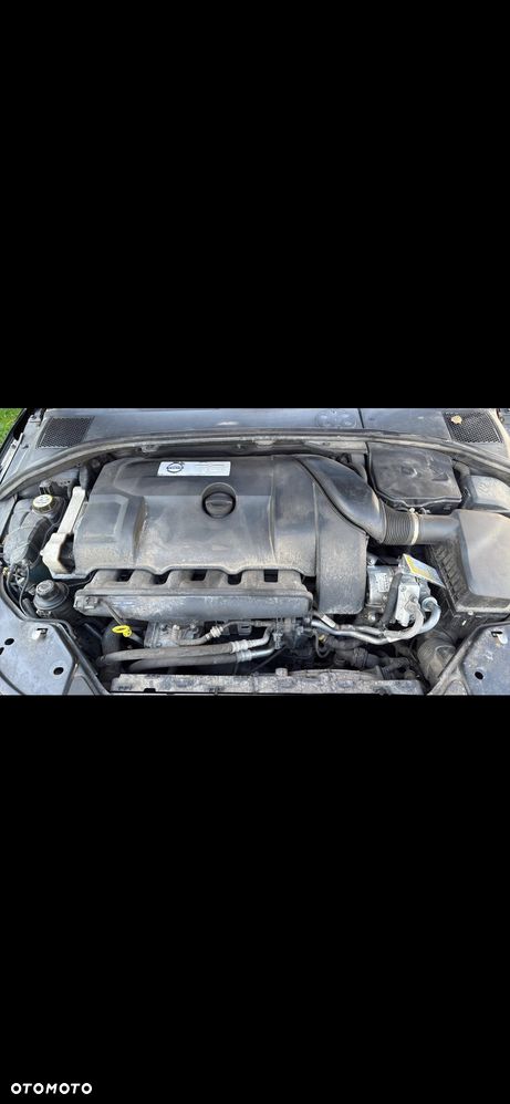 Volvo XC 70 T6 AWD Dynamic Momentum - 10