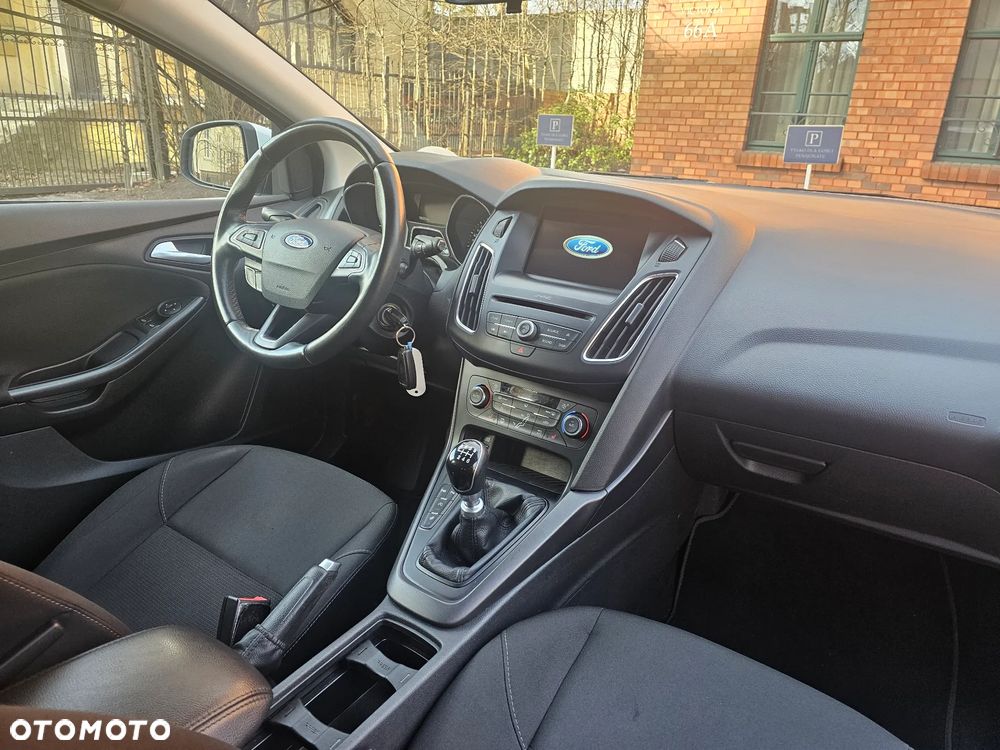 Ford Focus 1.5 TDCi DPF Start-Stopp-System Titanium - 14