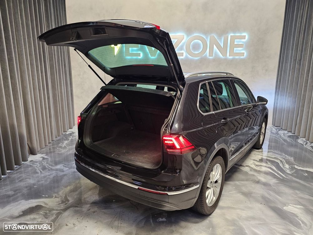 VW Tiguan 2.0 TDI Highline - 30
