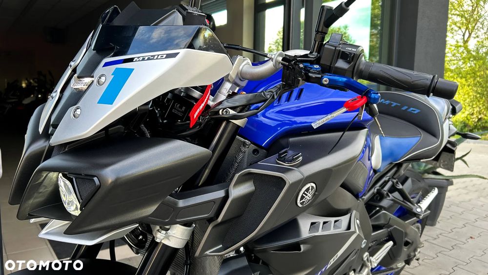 Yamaha MT - 6