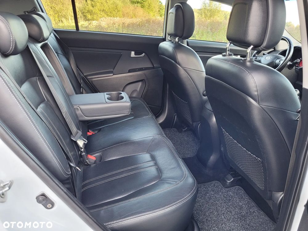 Kia Sportage 2.0 CRDI L AWD - 26