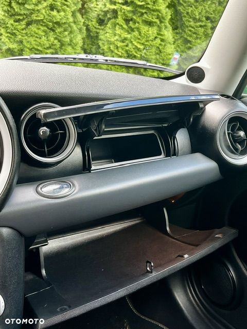 MINI Cooper Standard - 6