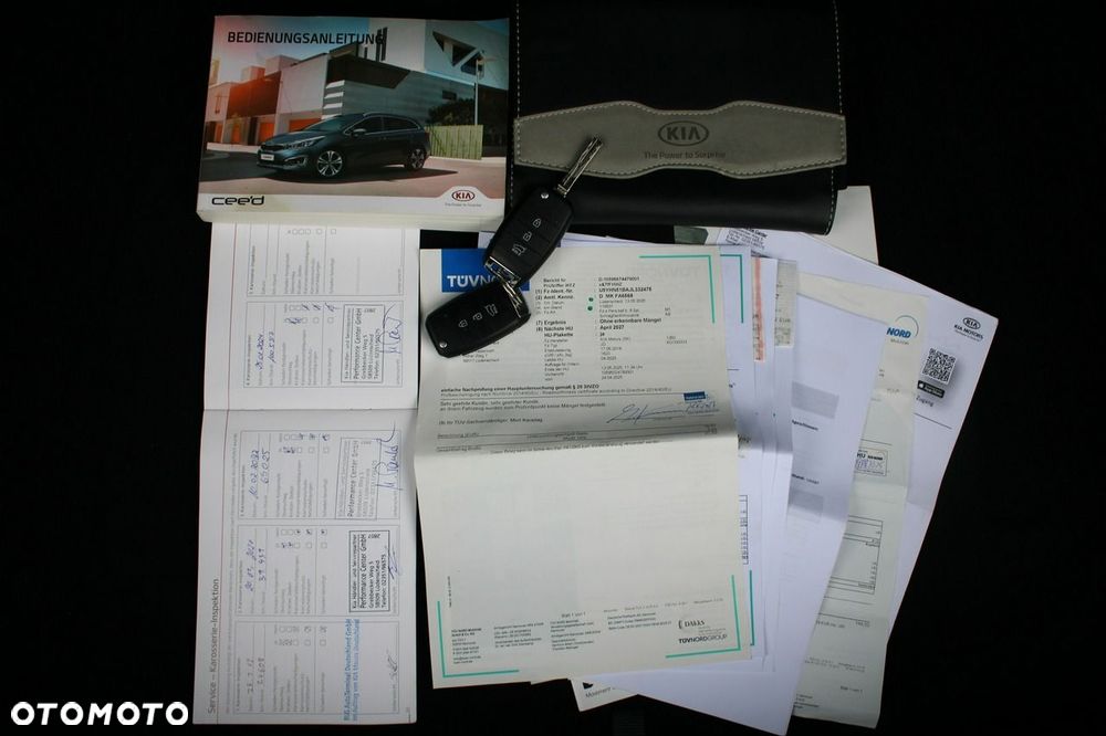 Kia Ceed 1.4 CVVT Dream-Team Edition - 30