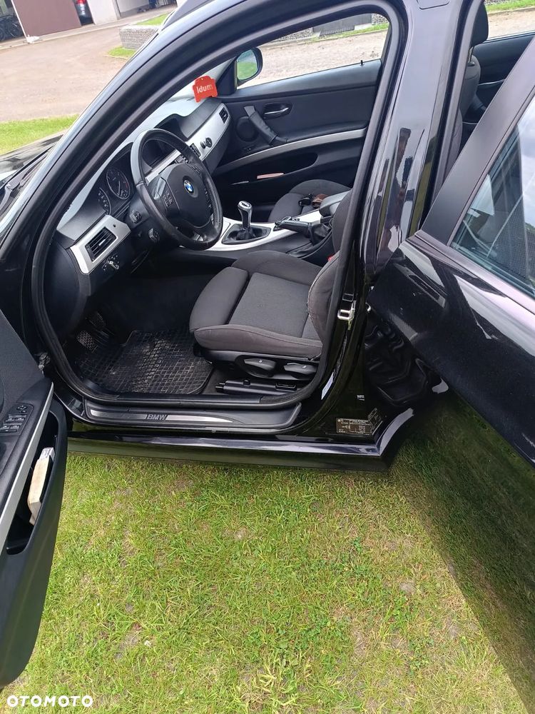 BMW Seria 3 318d DPF Edition Exclusive - 6