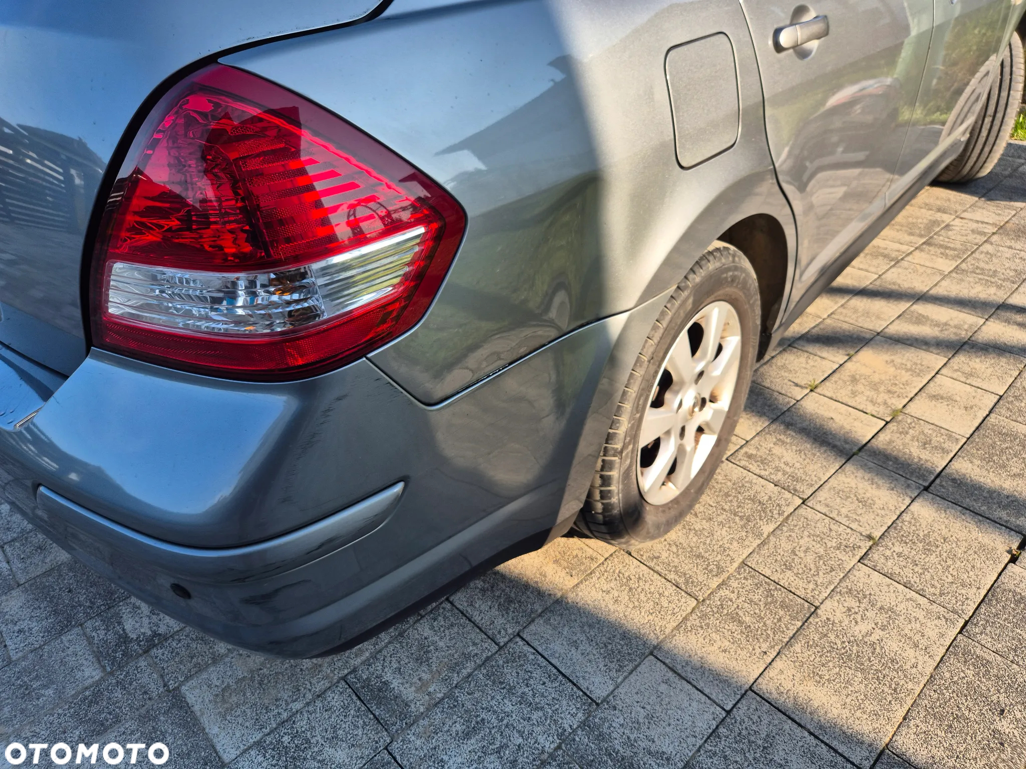 Nissan Tiida - 7
