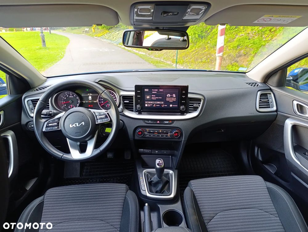 Kia Ceed 1.5 T-GDI M - 29