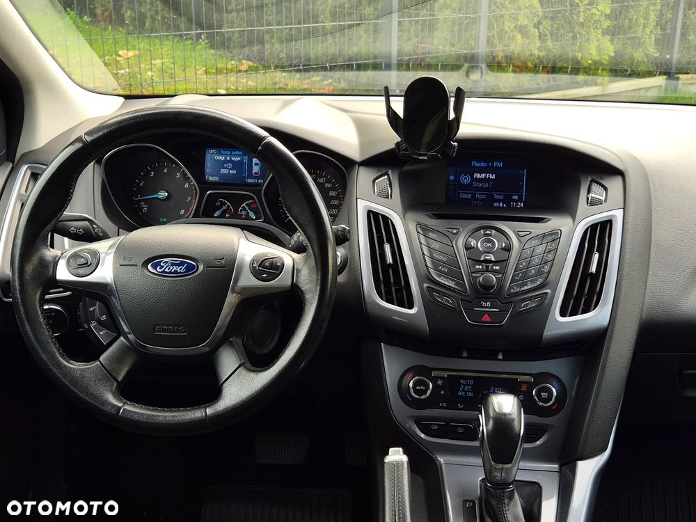 Ford Focus 1.6 SYNC Edition PowerShift - 22