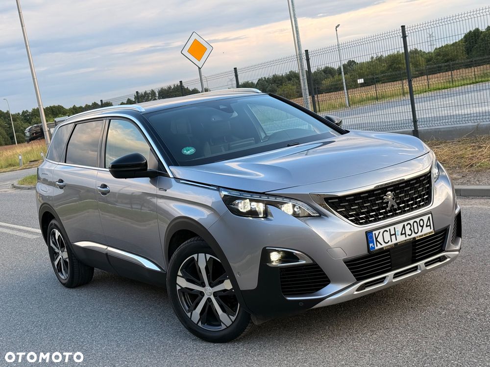 Peugeot 5008 - 11
