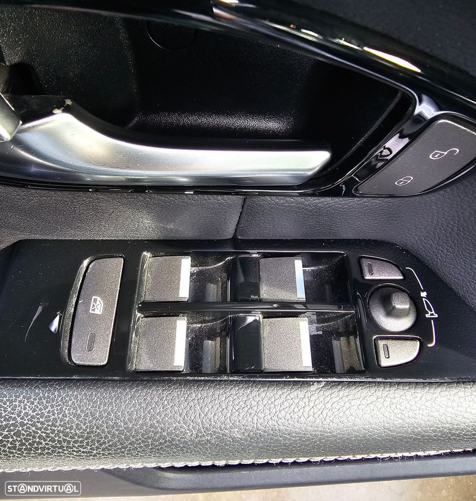 Land Rover Range Rover Evoque 2.0 TD4 SE Dynamic Auto - 10