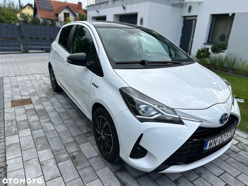Toyota Yaris Hybrid 100 Active EU6 - 2
