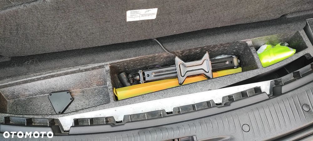 Renault Megane 1.6 16V Luxe Expression - 18