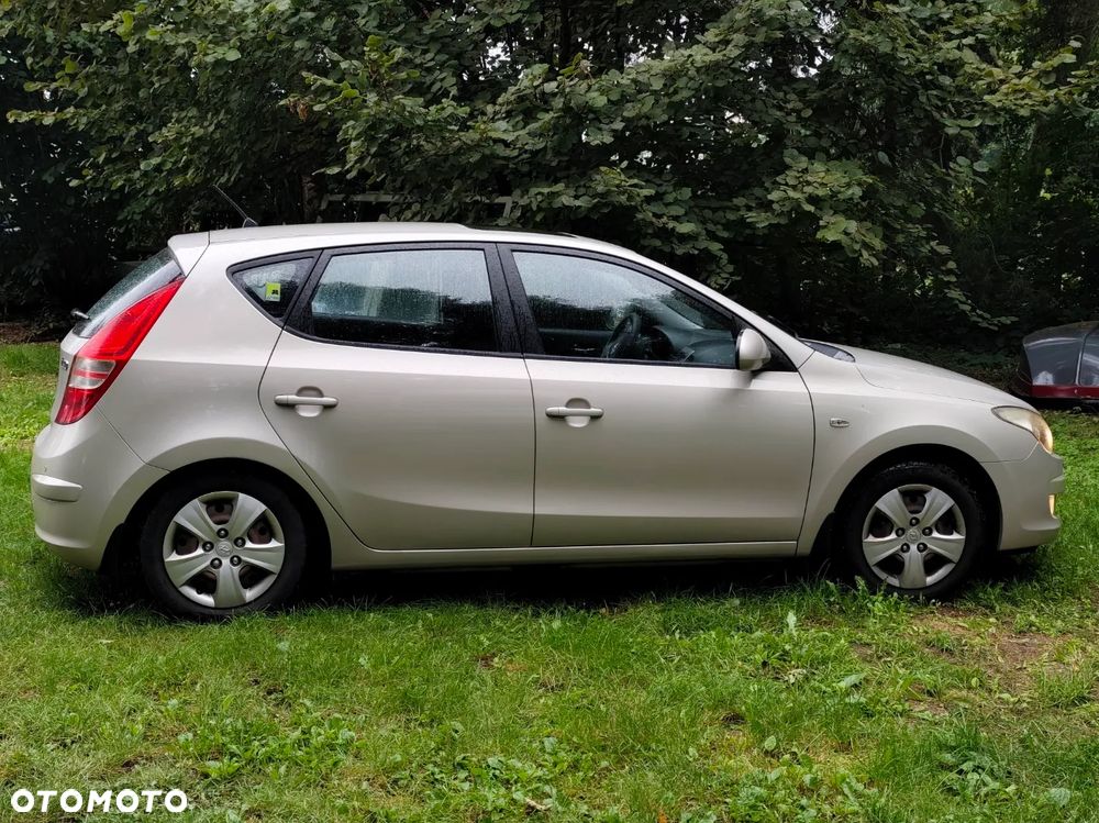 Hyundai i30 1.6 Premium - 25
