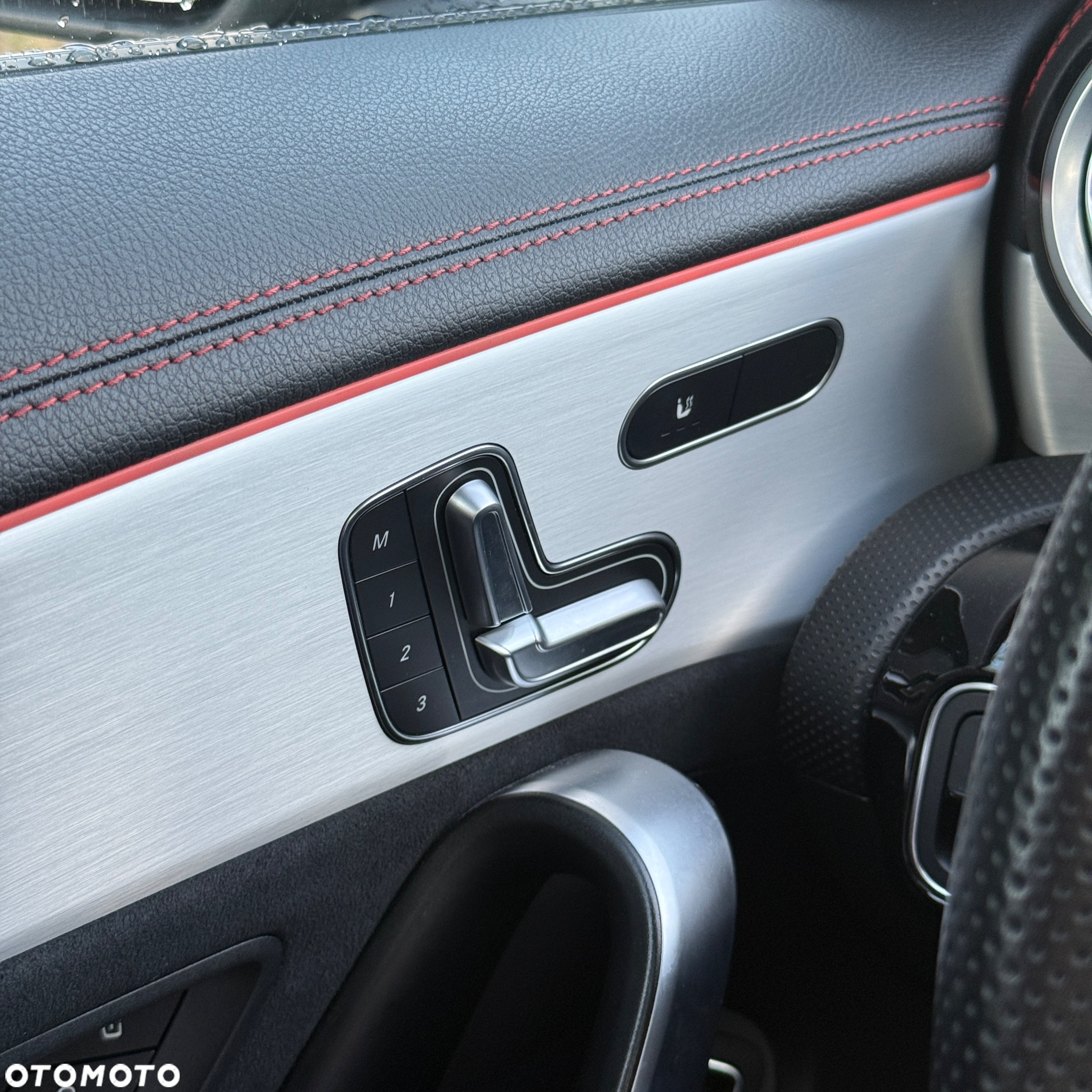 Mercedes-Benz CLA 250 E AMG Line 8G-DCT - 8