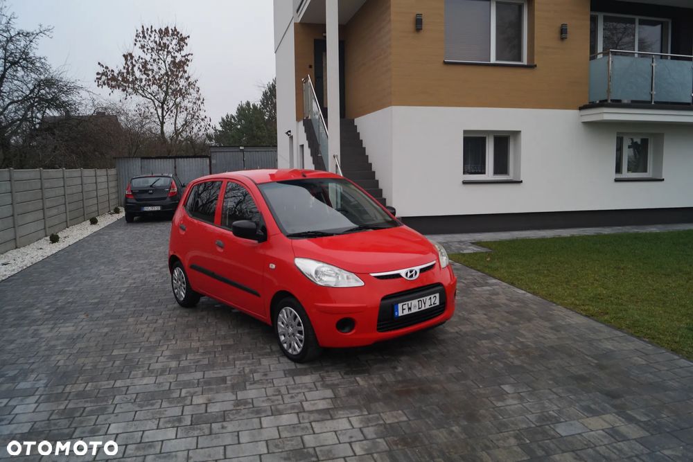 Hyundai i10 1.1 Base - 32