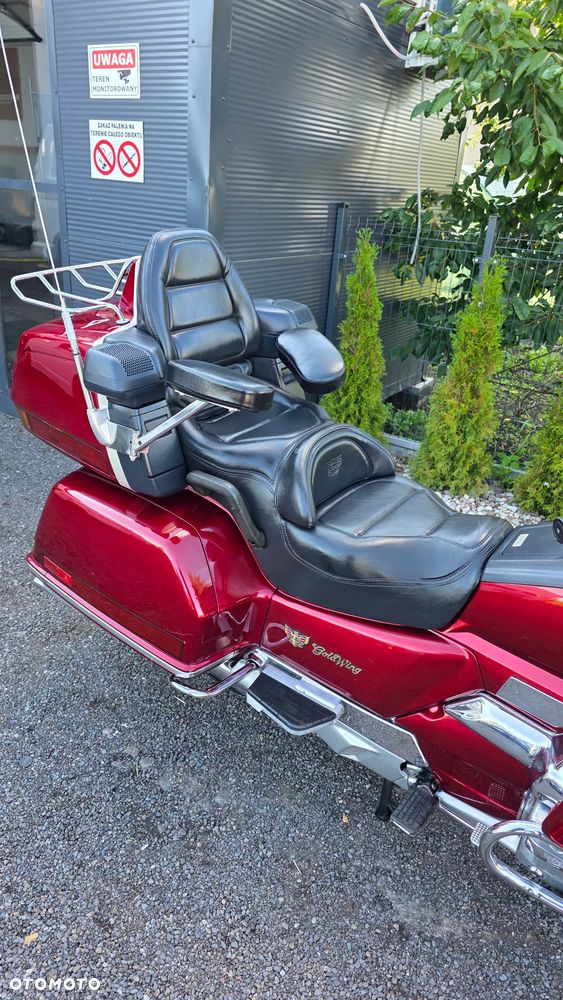 Honda GL - 9
