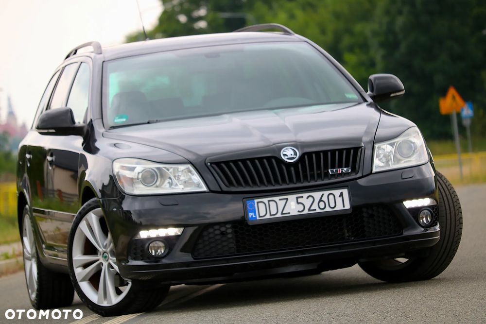Skoda Octavia 2.0 TDI DPF RS DSG - 1