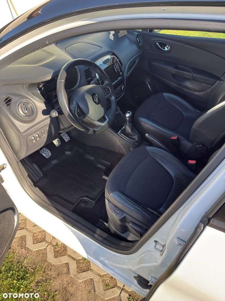 Renault Captur 1.2 Energy TCe Night&Day - 9