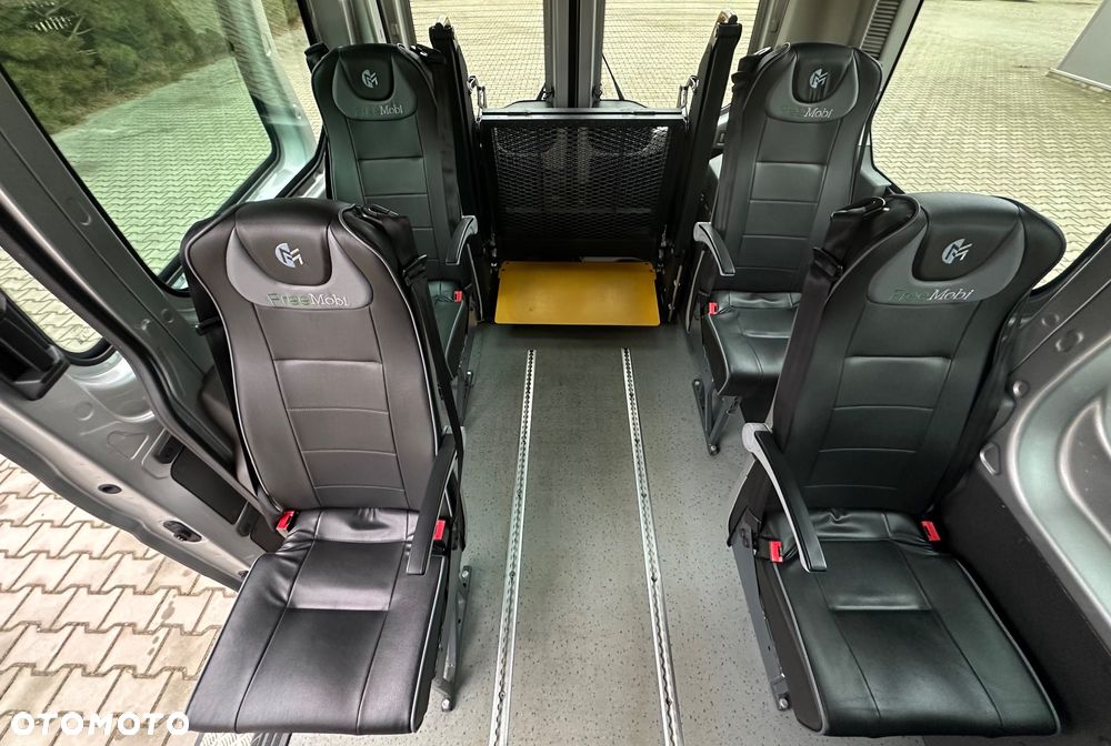 Ford Transit - 18